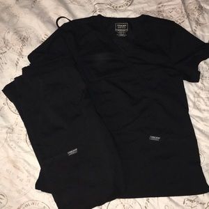 Cherokee scrub set size medium